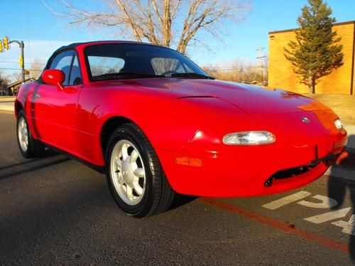 1993 mazda miata base convertible 2-door 1.6l