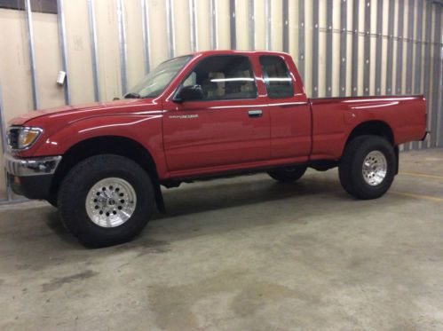 1996 toyota tacoma v6  lx 4x4 pick up truck crew cab