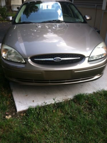 Ford taurus