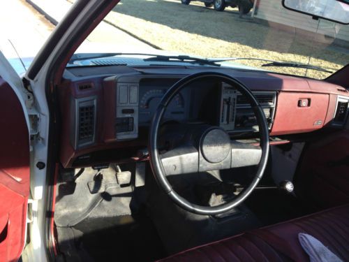 89 Chevy S10 Shortbed 5-speed Pick up "Low Mileage", US $1,500.00, image 9