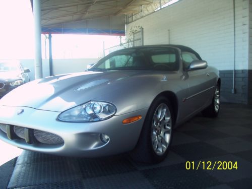 Wow low mile jaguar convertible xkr low priced classic