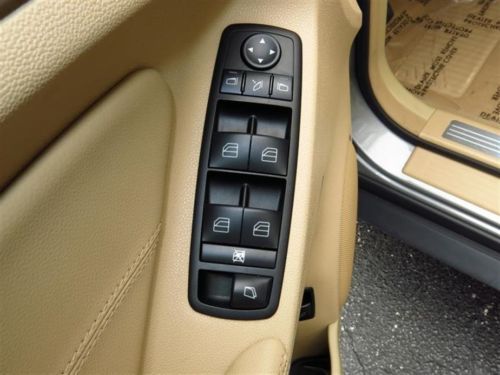 One owner Mercedes-Benz Certified Low miles Off lease Excellent condition, image 25