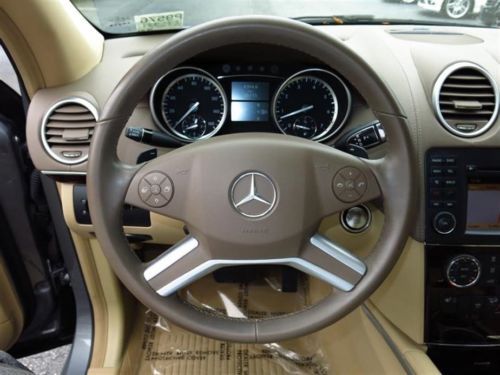 One owner Mercedes-Benz Certified Low miles Off lease Excellent condition, image 33
