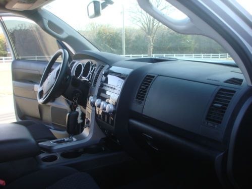 2011 Toyota Tundra SR5 Double Cab 5.7 4x4 TRD Off Road 21,500 miles, US $27,500.00, image 5