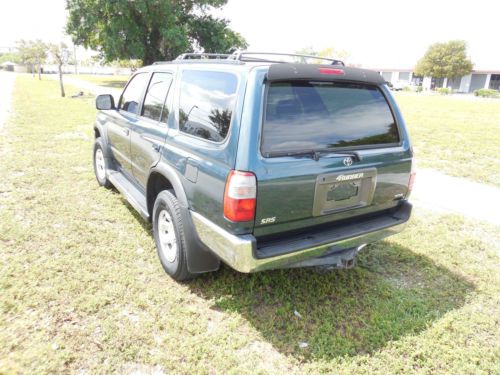 1997 Toyota 4Runner SR5 Sport Utility 4-Door 3.4L, image 8