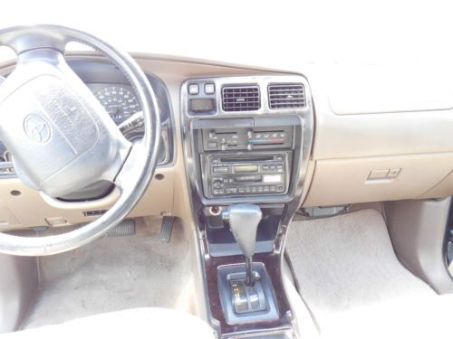 1997 Toyota 4Runner SR5 Sport Utility 4-Door 3.4L, image 17