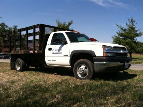 2003 chevrolet 3500 stake body dump truck dually white 4x2 reg cab