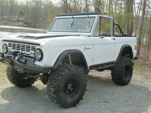 1977 ford bronco (frame off)