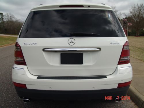 PREM 2 PKG-NAV-HTD SEATS-REAR ENT-REARCAM-KEYLESS GO-PWR 3RD ROW, $70,560 MSRP, US $22,800.00, image 4