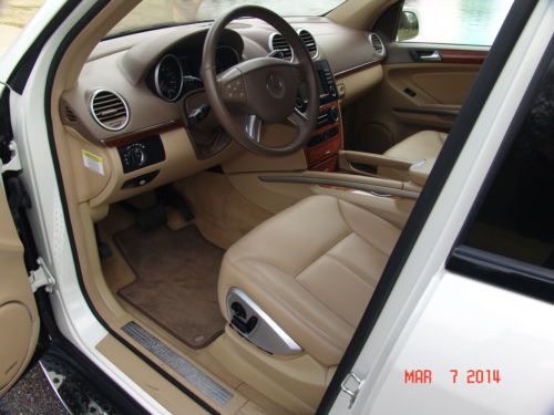 PREM 2 PKG-NAV-HTD SEATS-REAR ENT-REARCAM-KEYLESS GO-PWR 3RD ROW, $70,560 MSRP, US $22,800.00, image 9