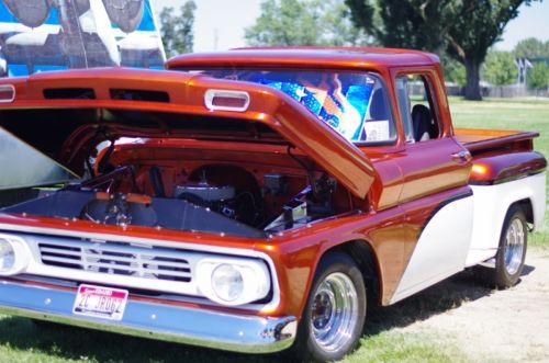 Custom 1962 1/2 ton chevy shortbed stepside truck