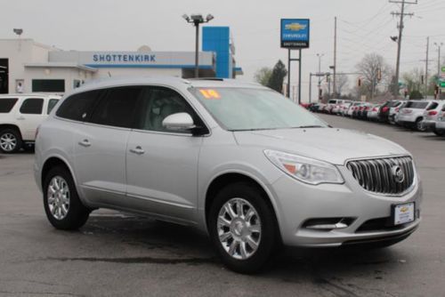 Heated leather sunroof 21k miles 2nd row captains buick certified third row