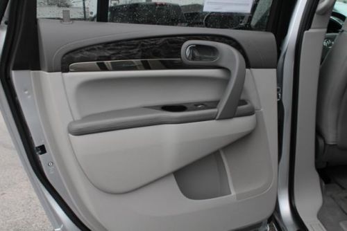 Heated Leather Sunroof 21K miles 2nd Row Captains Buick Certified Third Row, image 28