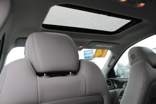 Heated Leather Sunroof 21K miles 2nd Row Captains Buick Certified Third Row, image 31