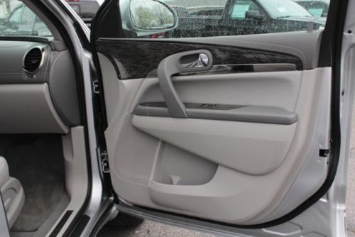 Heated Leather Sunroof 21K miles 2nd Row Captains Buick Certified Third Row, image 39