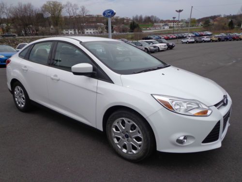 2012 focus se sedan convenience package one owner carfax 17,188 miles video
