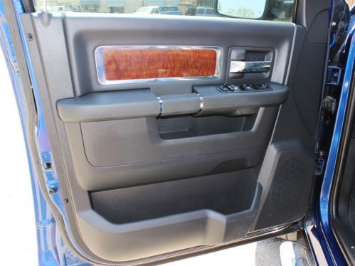 5.7L V8 Hemi Laramie Leather uConnect Bluetooth Alpine Climate Seats Tow MP3 CD, image 17