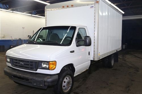 2003 ford e-350 box truck rwd