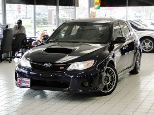 Sti! 6 spd! navigation! factory warranty!