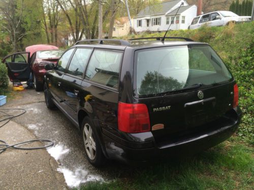 2001 volkswagen passat glx wagon 4-door 2.8l