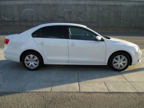 2012 volkswagen jetta se sedan 4-door 2.5l 44k miles leather all power