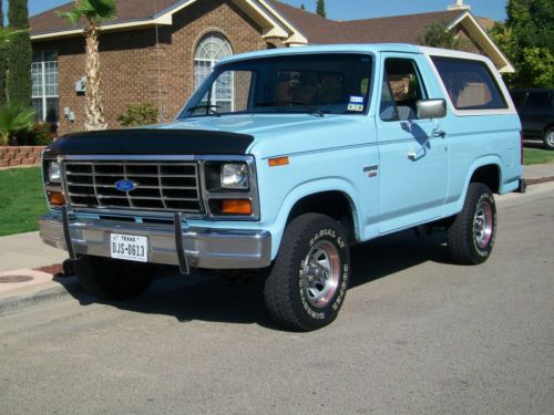 Classic orginal 1986 ford bronco 302 fuel injected v8