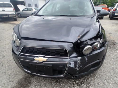 2013 Chevrolet Sonic, salvage, runs and drives, damaged, image 2