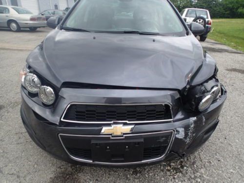 2013 Chevrolet Sonic, salvage, runs and drives, damaged, image 4