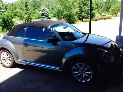 2013 volkswagen beetle tdi convertible 2-door 2.0l