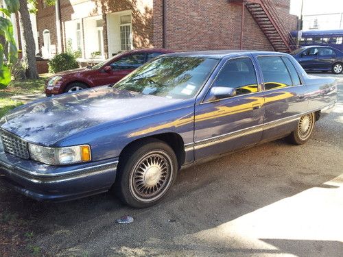 75,000 original miles! 1995 cadillac deville base sedan 4-door 4.9l