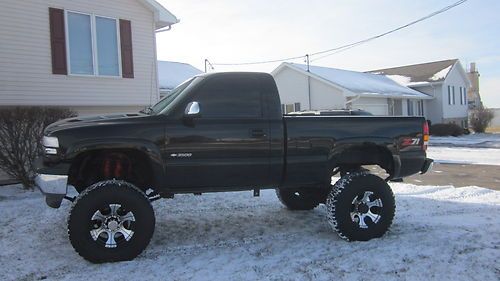 1999 chevy silverado 1500/3500 shortbox lifted straight axel swap nice!