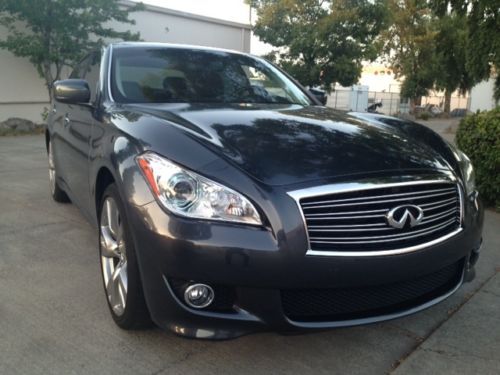 2011 infiniti m37 sport 32k miles navigation tech package!