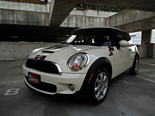 2008 mini cooper s...gucci edition...panoramic roof...low miles...florida !!