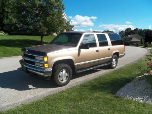 1999 suburban - 4wd, vortec 5700 v8 sfi engine 4 spd automatic transmission