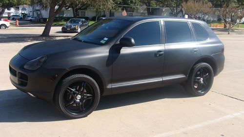 2004 porsche cayenne s (matte black factory paint)