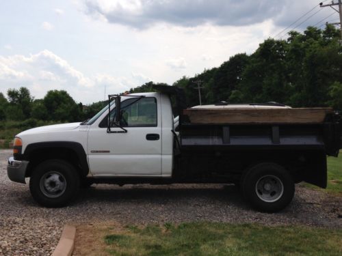 2003 gmc sierra 3500 4x4 dump truck white gas auto 57,000 miles! runs good