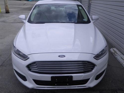 2013 ford fusion se