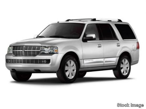 2014 lincoln navigator base