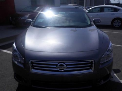 2014 nissan maxima sv