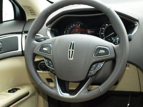 2013 lincoln mkz base