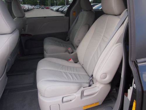 2014 toyota sienna xle