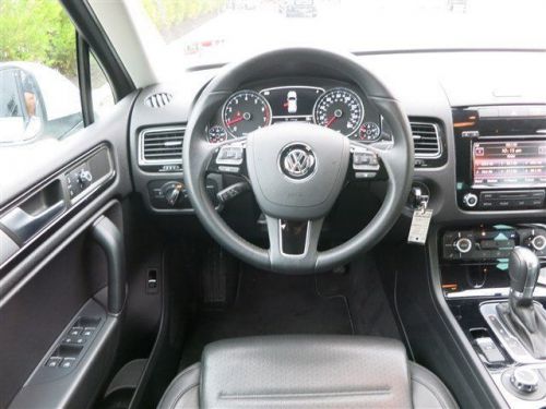 2013 Volkswagen Touareg Sport, US $29,982.00, image 10