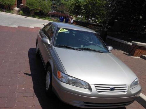 1998 toyota camry le