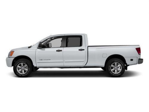 2014 nissan titan sv
