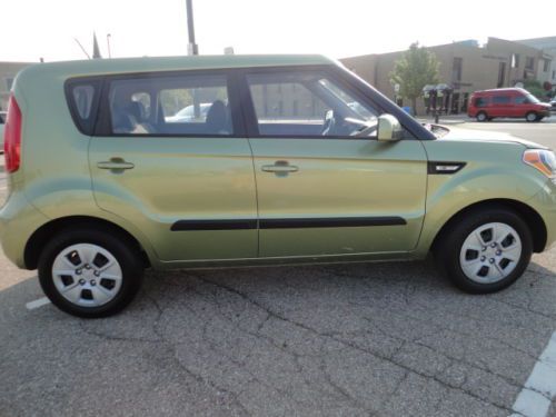 2012 Kia Soul Base Hatchback 4-Door 1.6L, US $11,999.00, image 4