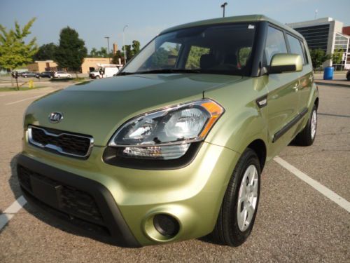 2012 Kia Soul Base Hatchback 4-Door 1.6L, US $11,999.00, image 7