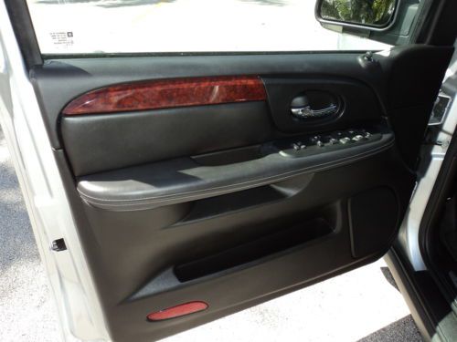 2009 SAAB 9-7X AWD 1OWNER ONSTAR NAVI DVD REAR CAM HEAT SEATS SUNROOF NO RESERVE, image 13