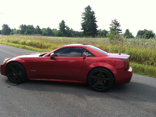 2004 cadillac xlr base convertible 2-door 4.6l hot rod caddy hardtop corvette