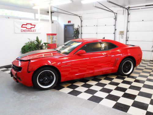 2012 Chevrolet Camaro 32k Miles! NO RESERVE Salvage Repairable Damaged Project, image 3