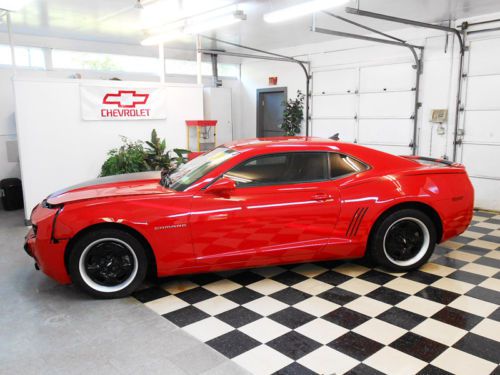 2012 Chevrolet Camaro 32k Miles! NO RESERVE Salvage Repairable Damaged Project, image 4